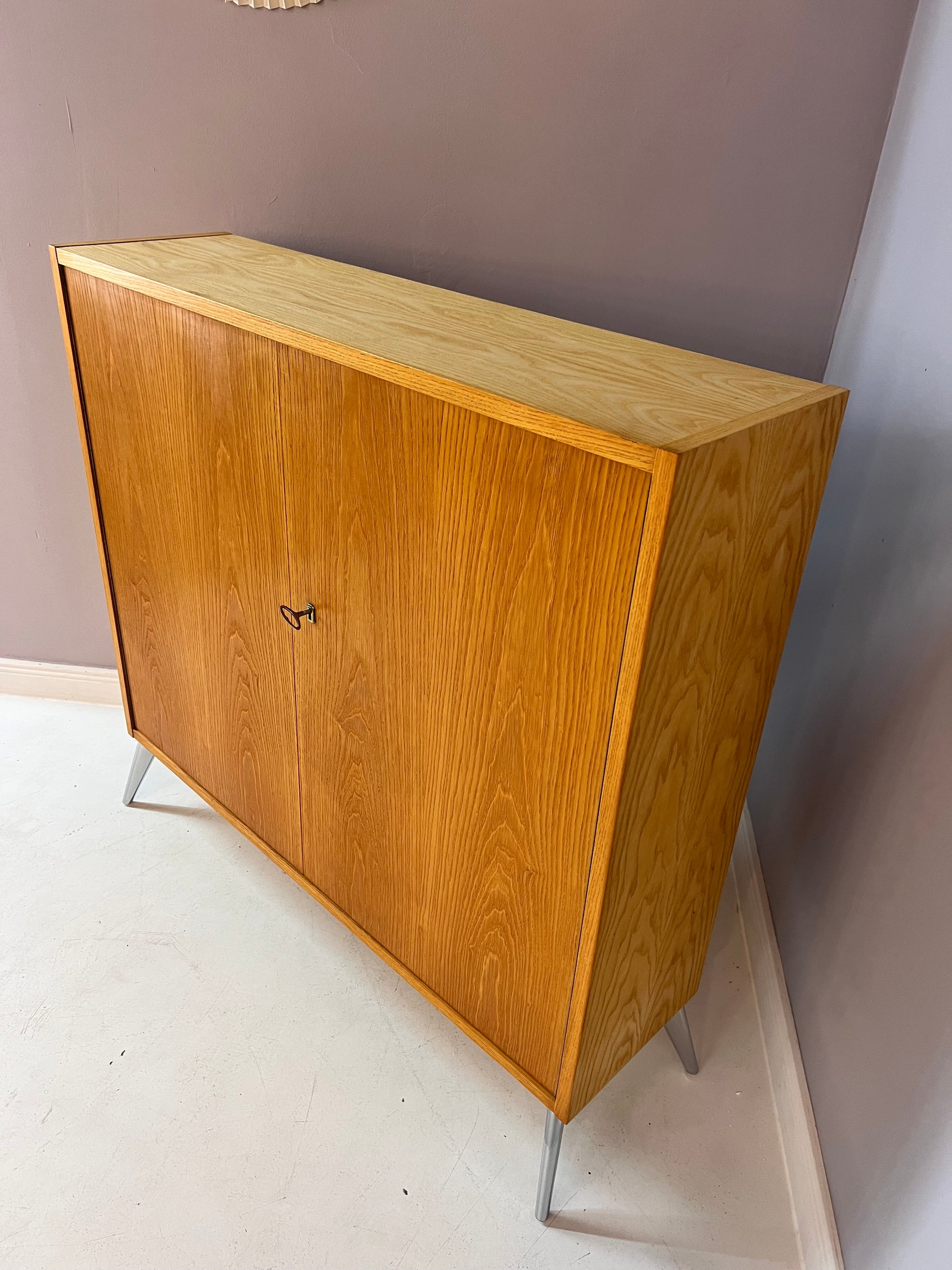 Schrank Typ 605 Esche von Hellerau