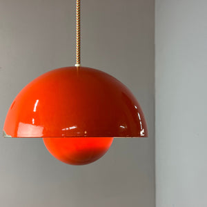 Hängelampe Flowerpot VP1 orange von Verner Panton für Louis Poulsen
