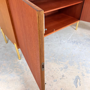 Kommode Teak mit Schranktüren & Schloss von IDEE Möbel