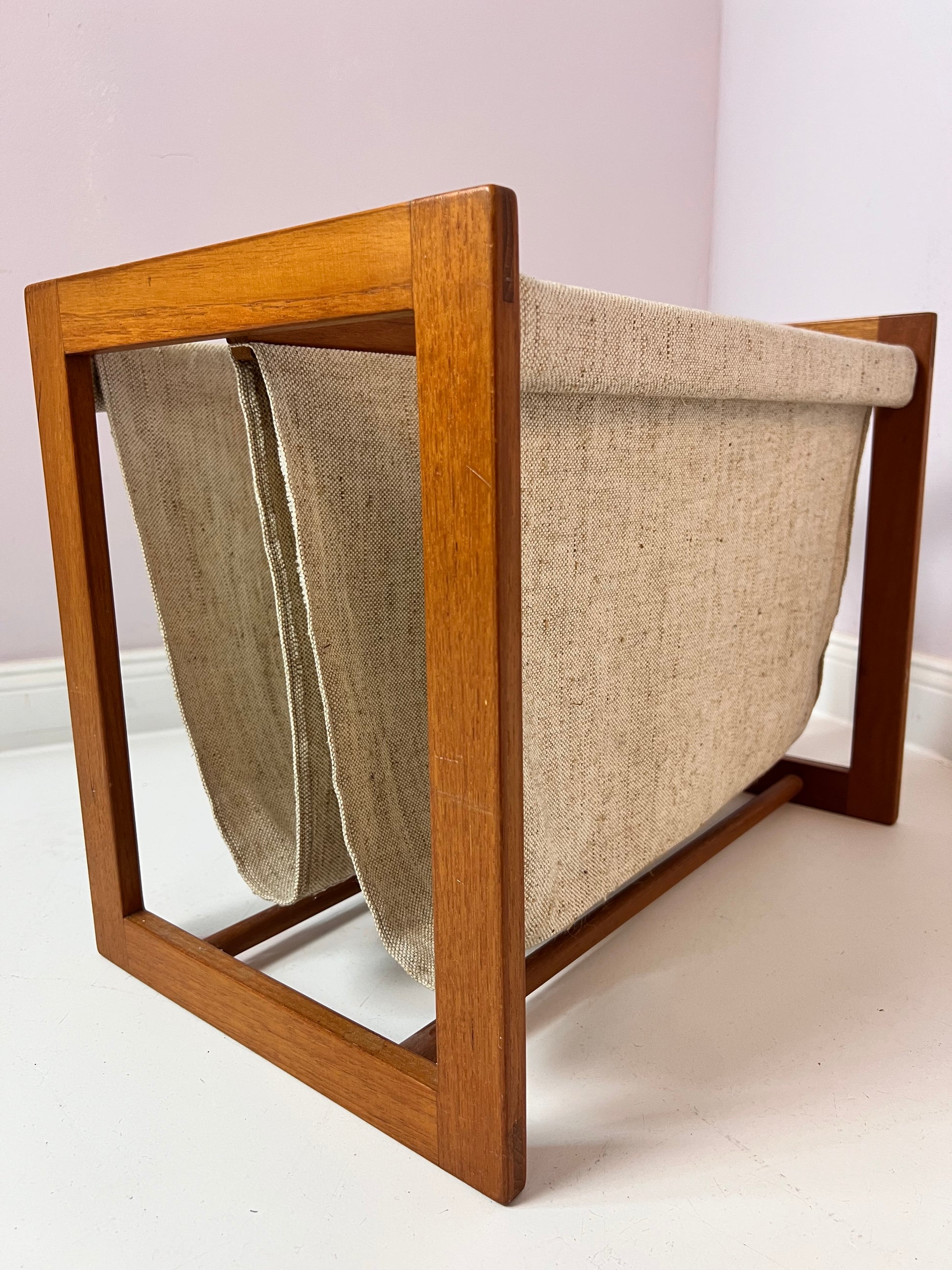 Zeitungsständer Modell 701 von Aksel Kjersgaard