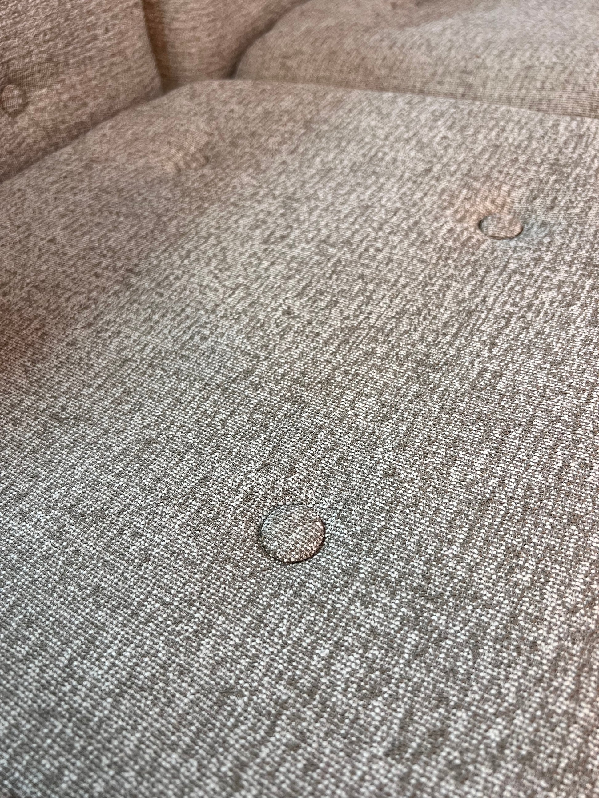 Zweisitzer Sofa Halina von Hellerau