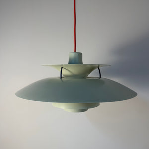 Lamellenlampe PH5 weiß von Poul Henningsen für Louis Poulsen