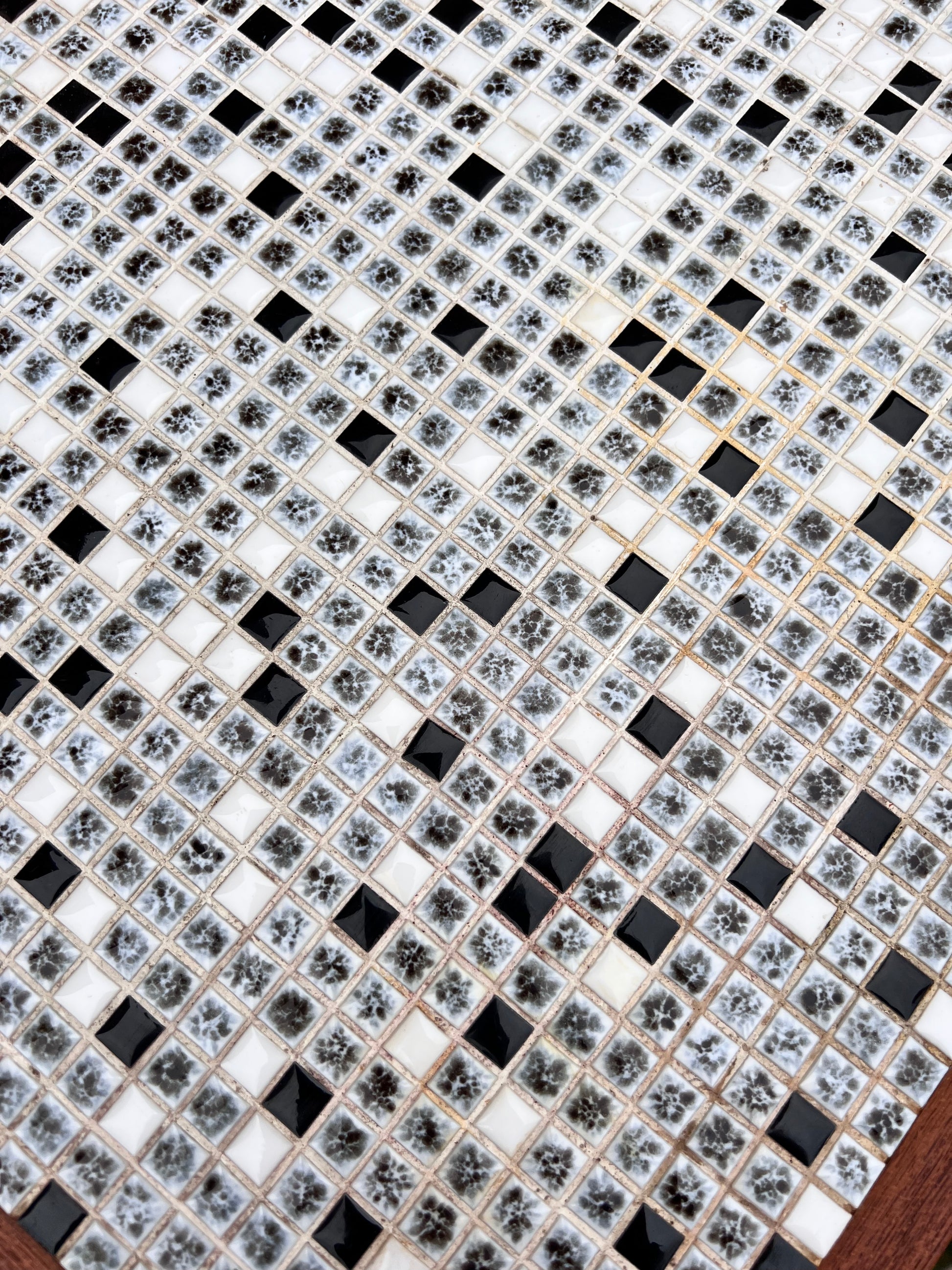 Sideboard Teak mit Fliesen und Schloss