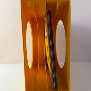 Schallplattenständer gelb von Schweizer Design