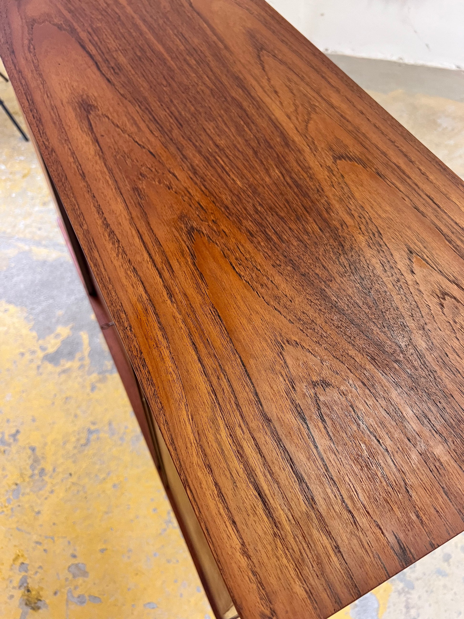 Highboard / Flurschrank Teak aus Dänemark