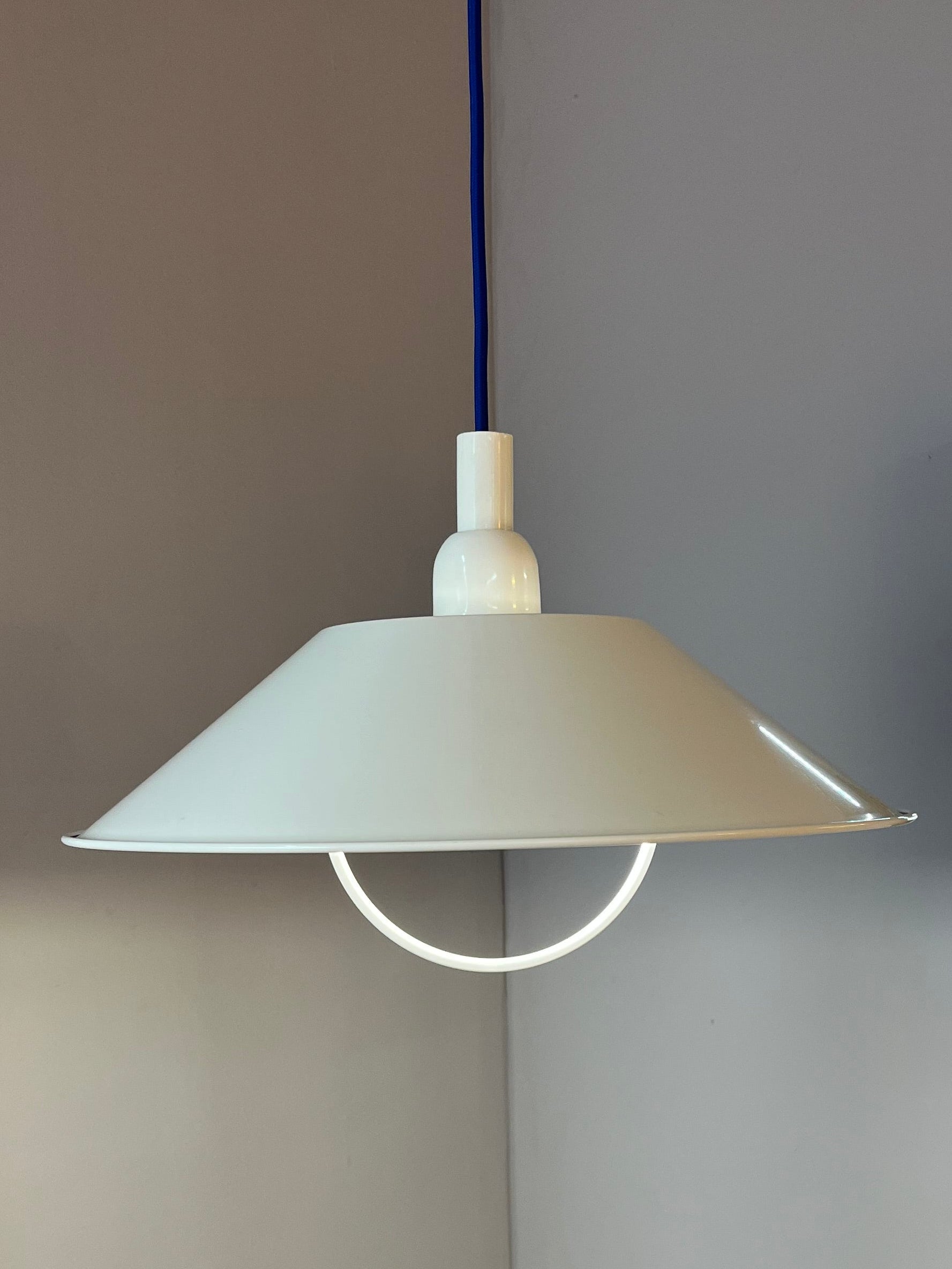 Industrielampe weiß Metall aus Dänemark