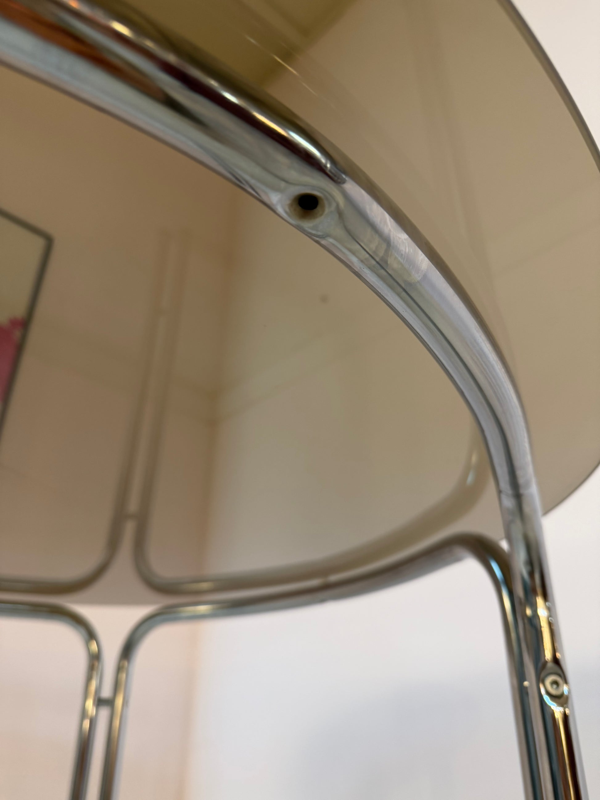 Esstisch Chrom und Rauchglas rund
