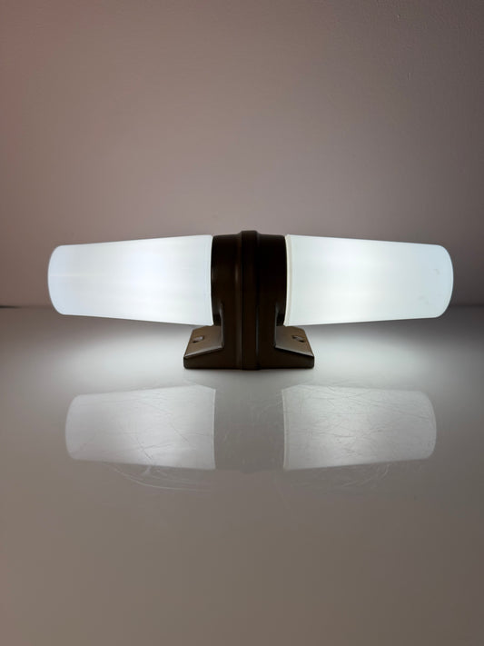Wandlampe Modell 6060 braun von Sigvard Bernadotte für Ifö
