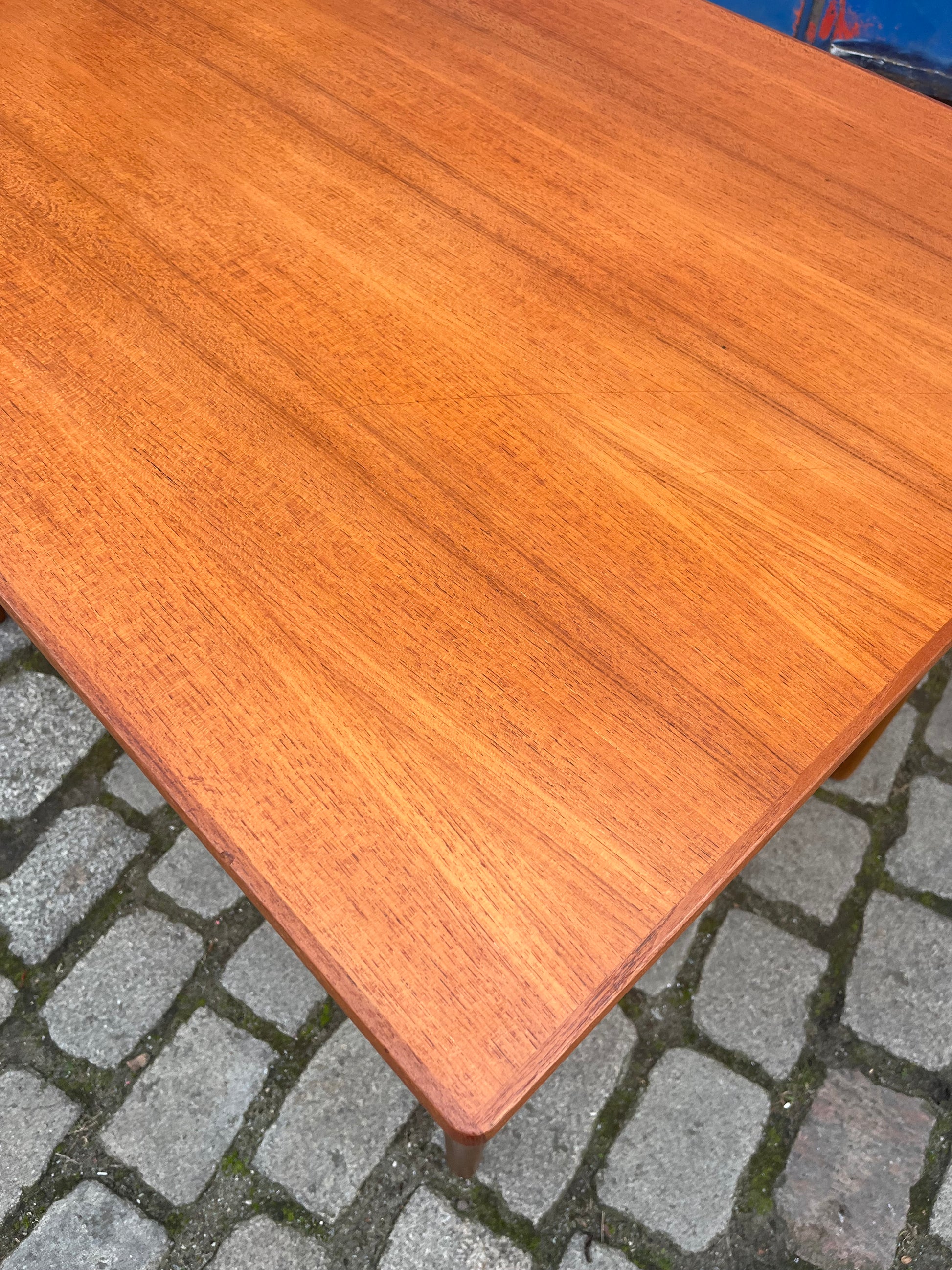 Esstisch Teak & Eiche ausziehbar aus Dänemark