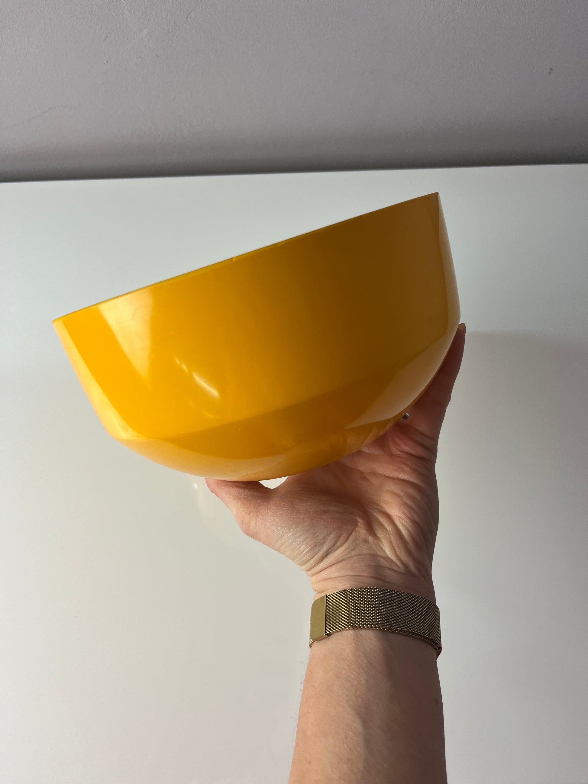 Schale gelb von Rosti