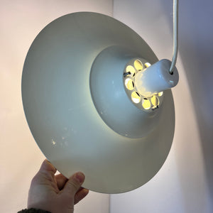 Dänische Lamellenlampe cremeweiss