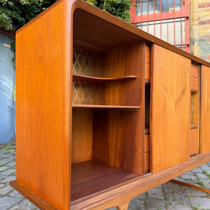 Highboard Teak mit Vitrine & Minibar aus Dänemark