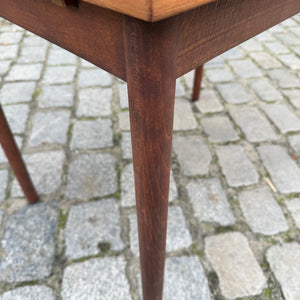 Kleiner, ausziehbarer Esstisch Teak aus Dänemark