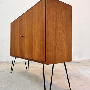 Schrank Teak auf Hairpinlegs