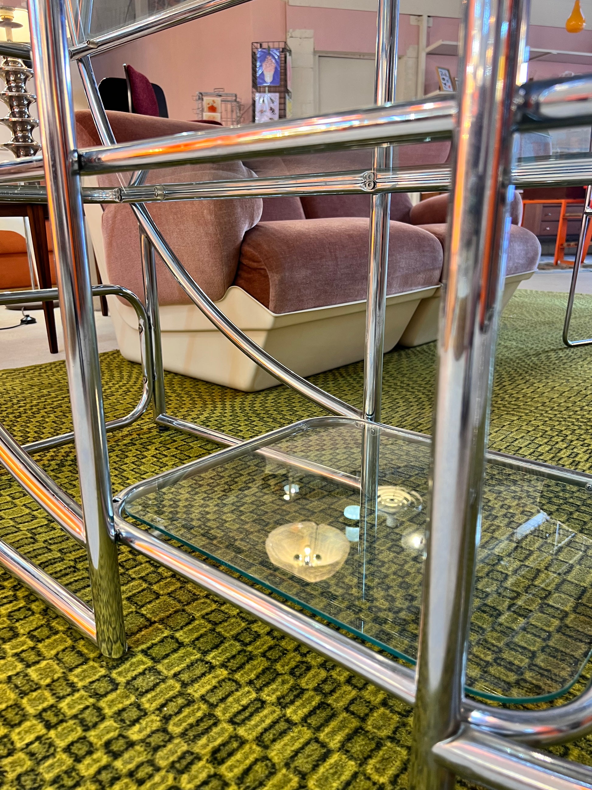 Rundes Regal / Raumteiler Chrom & Glas - Designklassiker