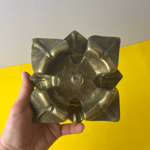 Kerzenständer Messing in Blütenform