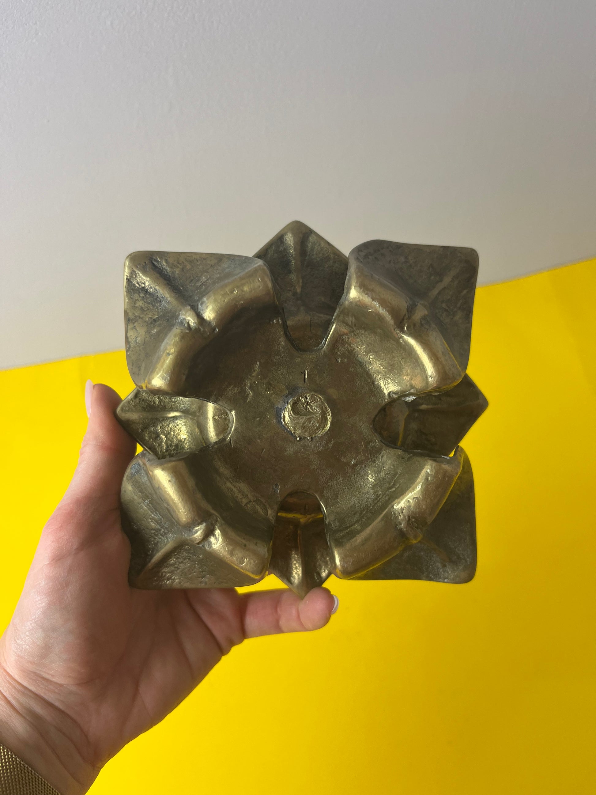 Kerzenständer Messing in Blütenform