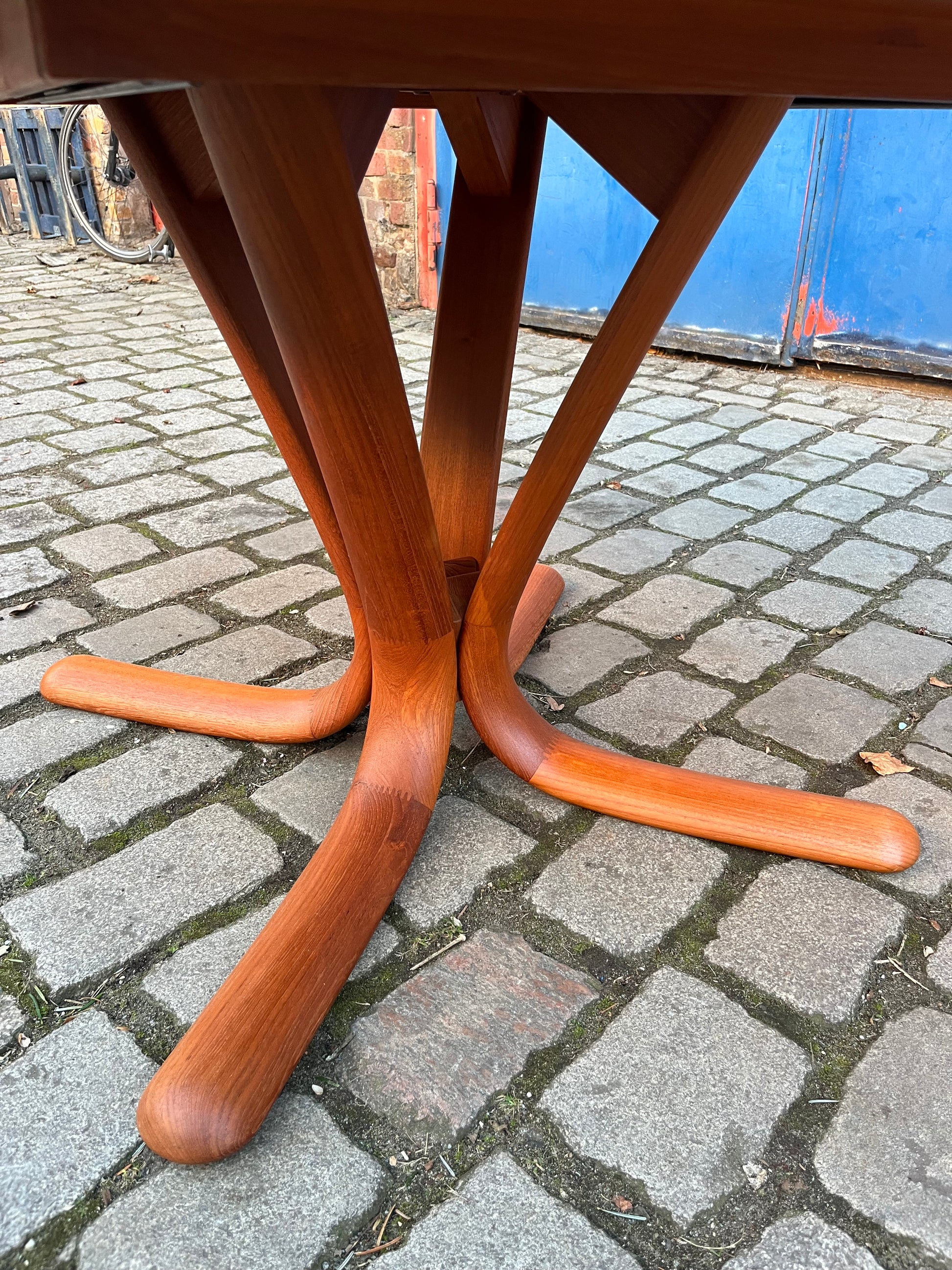 Ovaler ausziehbarer Esstisch Teak von Snedkergaarden
