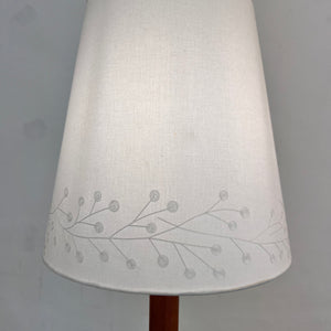 Stehlampe Teak mit verziertem Stoffschirm aus Dänemark