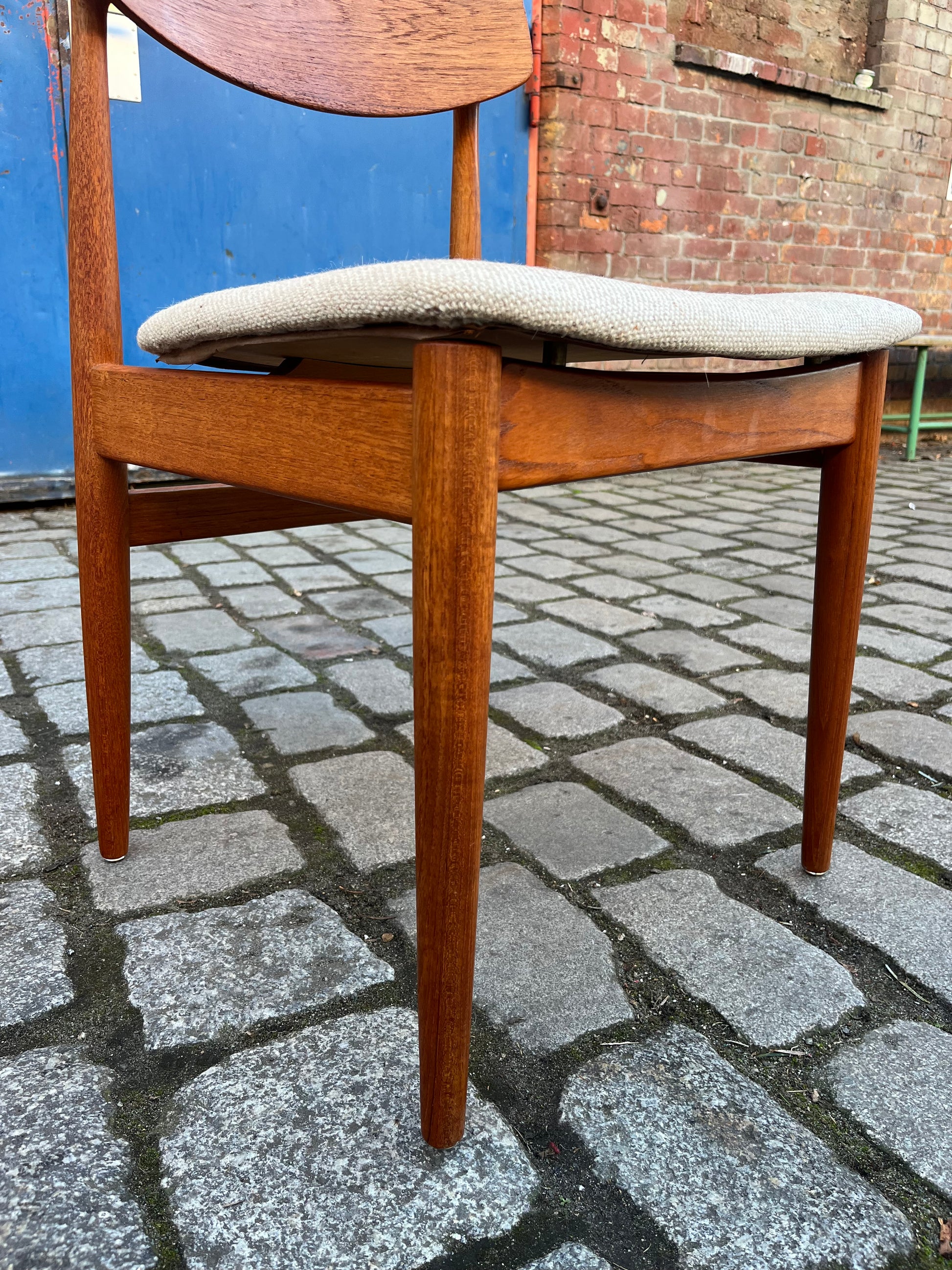 Set: 6x Polsterstuhl beige Teak von Casala