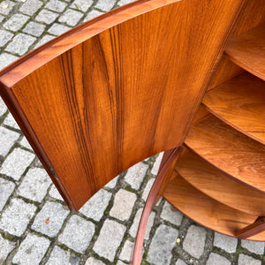 Eckschrank Teak mit Schloss aus Dänemark