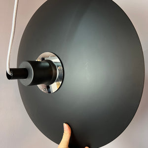 Lamellenlampe schwarz weiß aus Dänemark