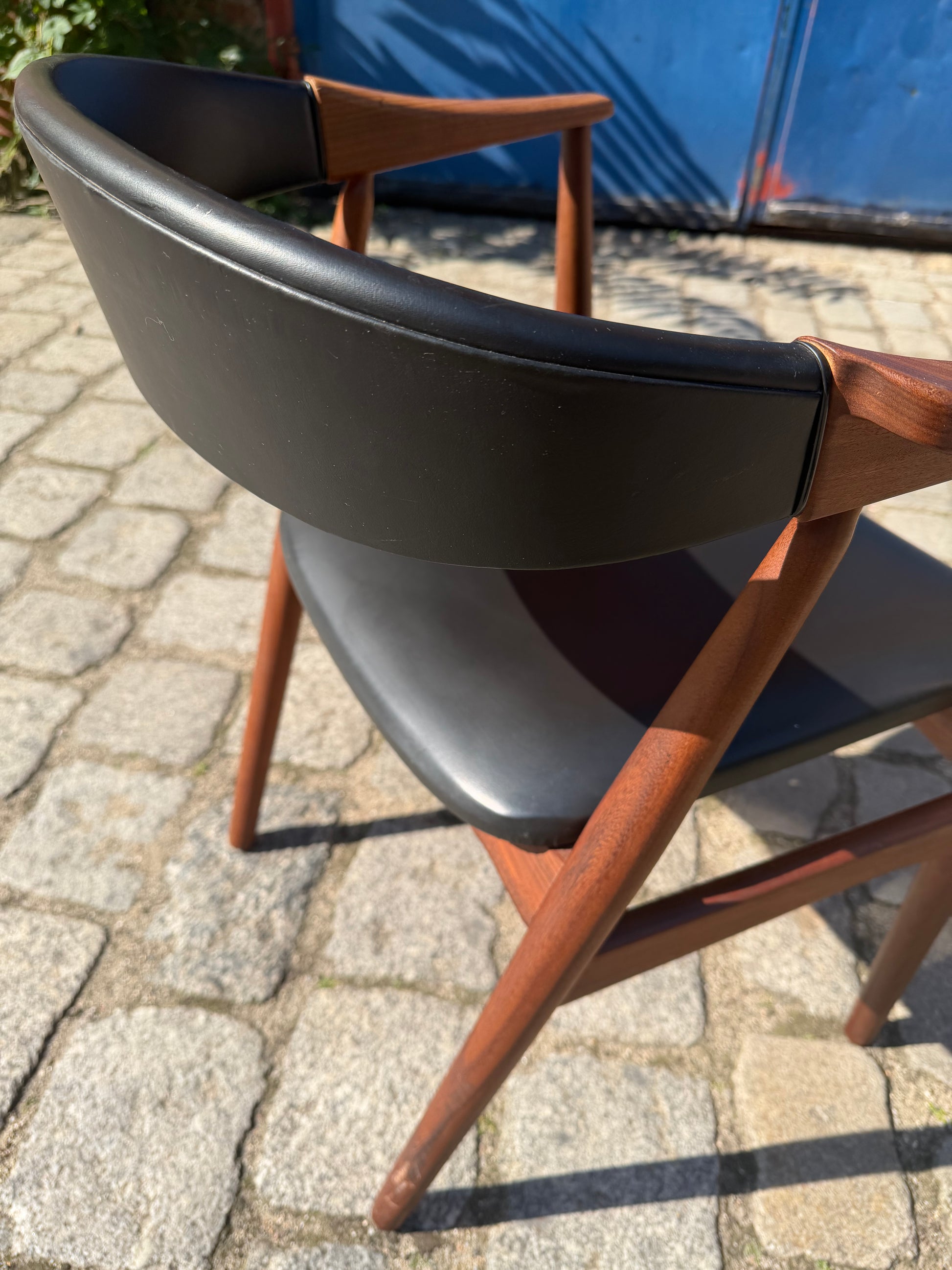Armlehnstuhl Modell 213 Teak Leder von Thomas Harlev Model für Farstrup