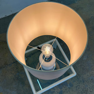 Tischlampe weiß Chrom Glas von Sölken
