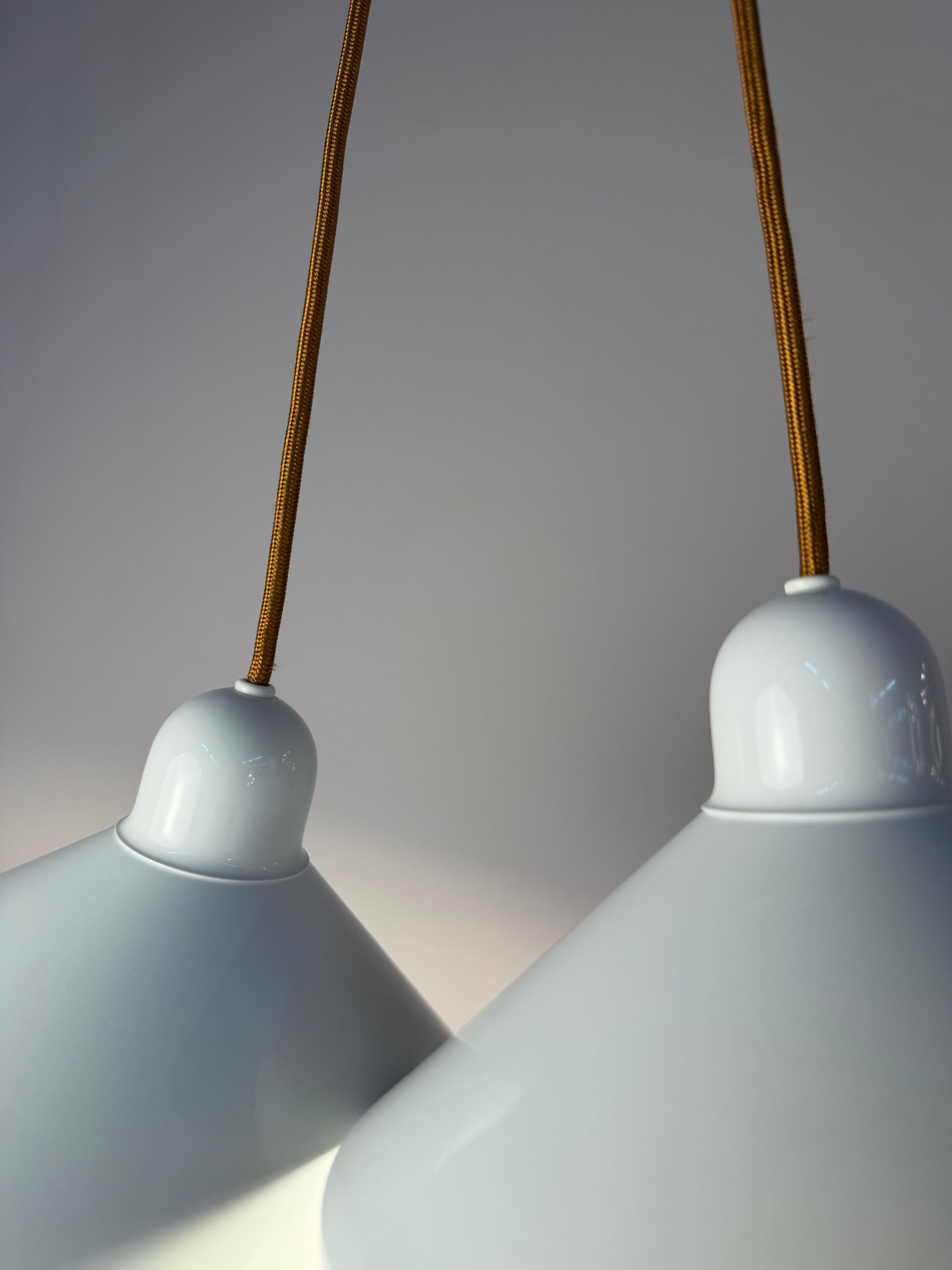 Set: 2x Hängelampe Typ 734 weiß von Horn