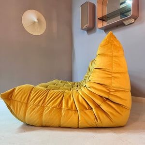 Dreisitzer Sofa 