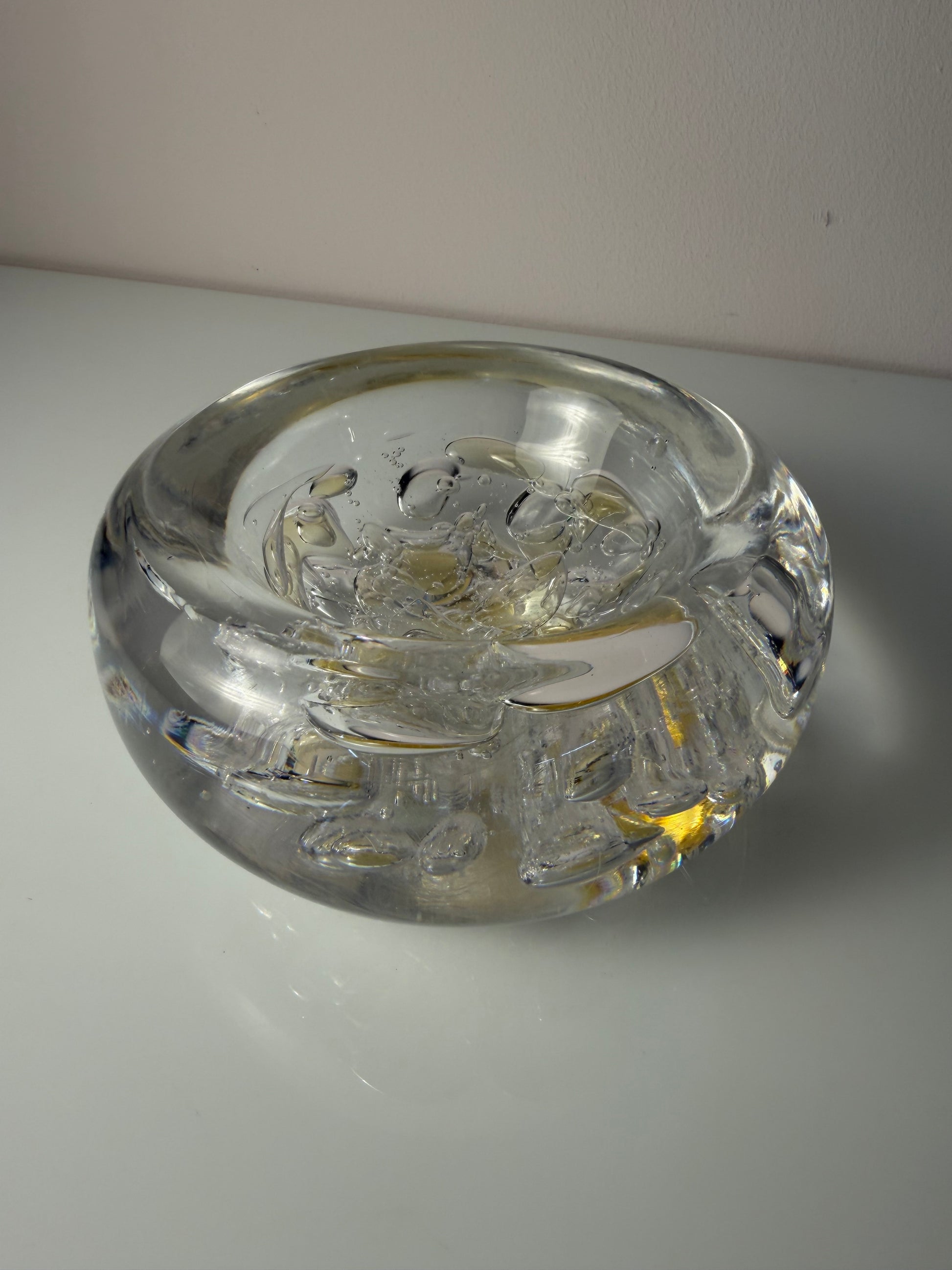 Schale Glas mit Einschlüssen aus Dänemark