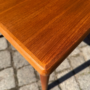 Ausziehbarer Esstisch Teak von Henning Kjærnulf