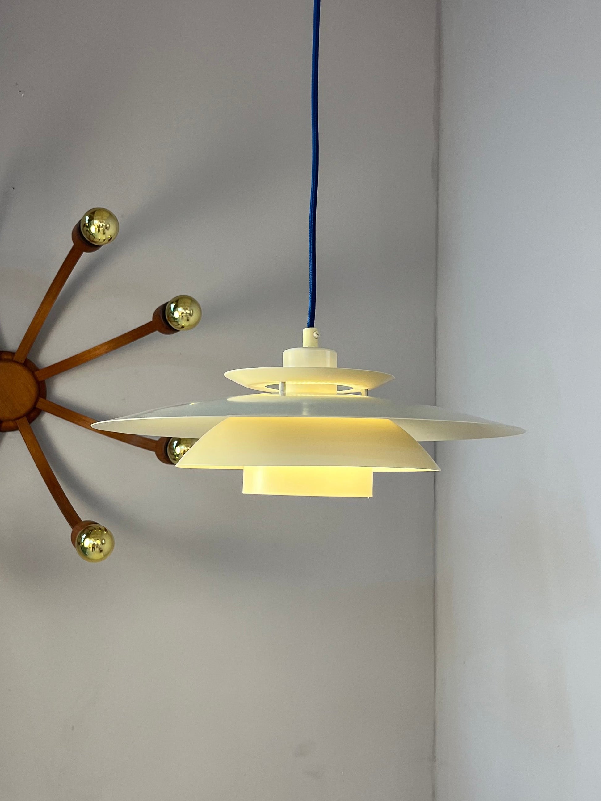 Lamellenlampe weiß von Horn