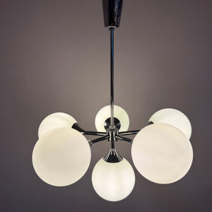 Sputnik Kronleuchter Chrom Opalglas