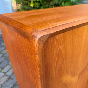 Highboard Teak mit Vitrine & Minibar aus Dänemark