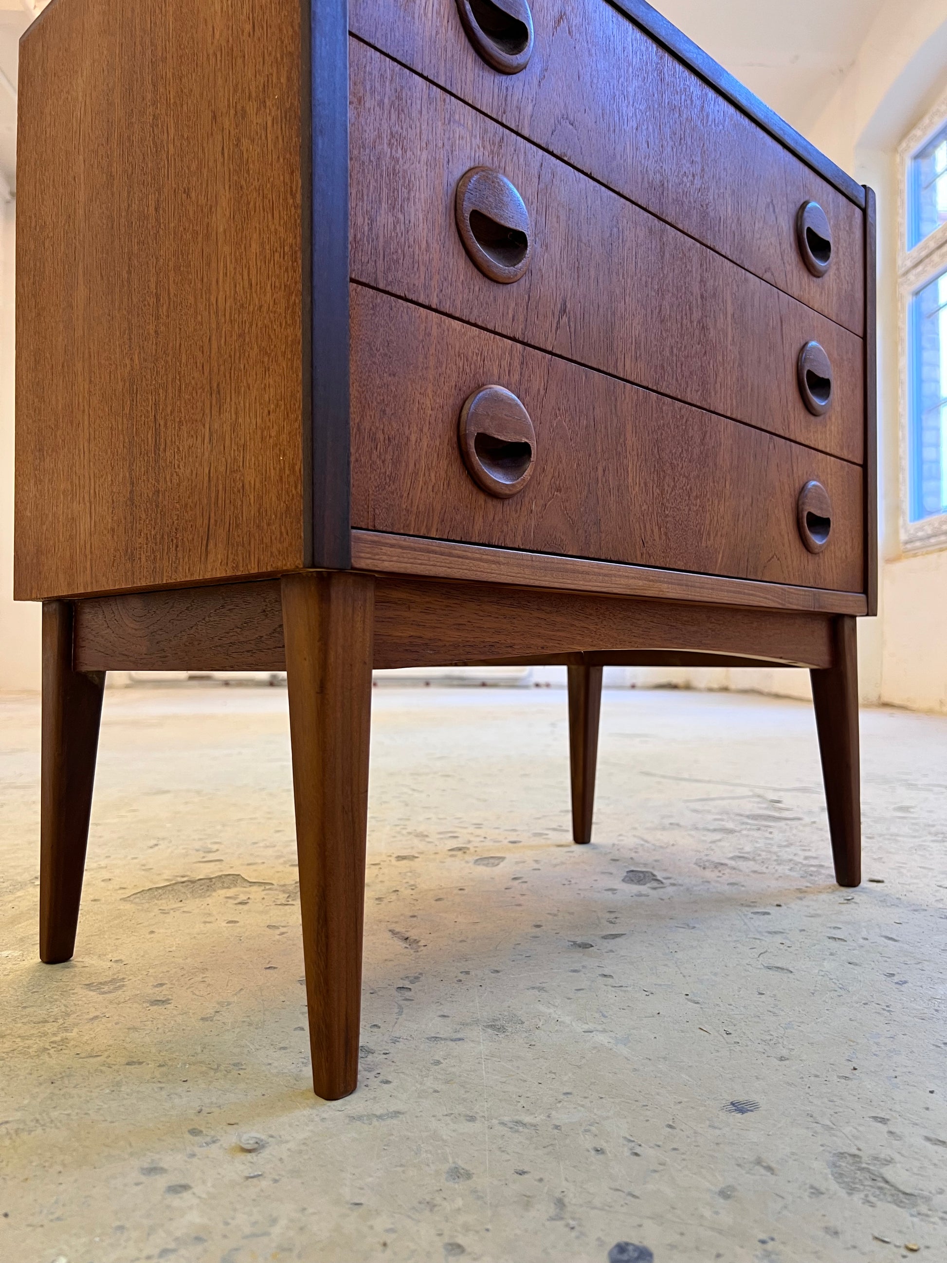 Kleine Kommode Teak aus Dänemark