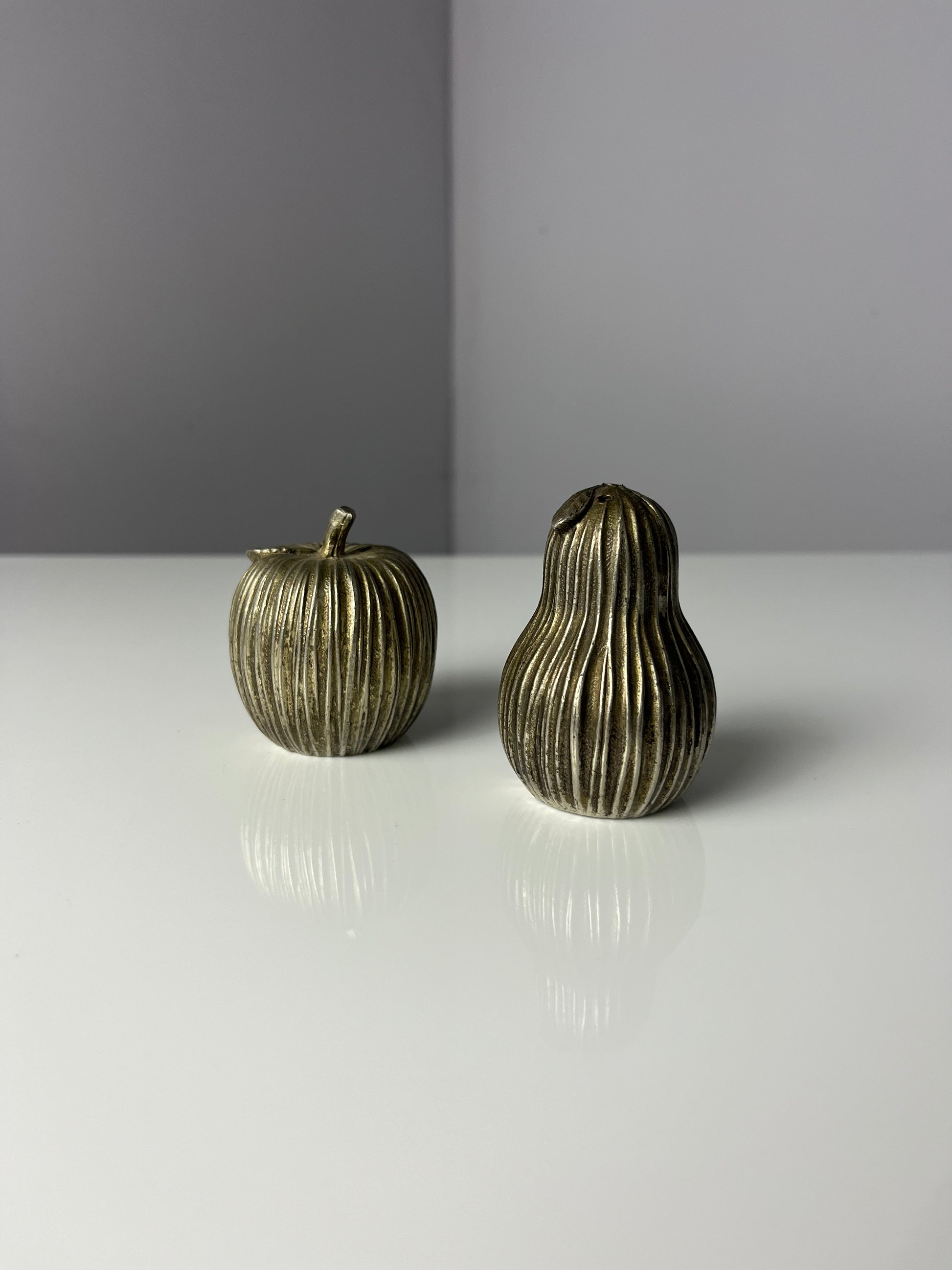 Set: Salz- und Pfefferstreuer Apfel und Birne aus Italien