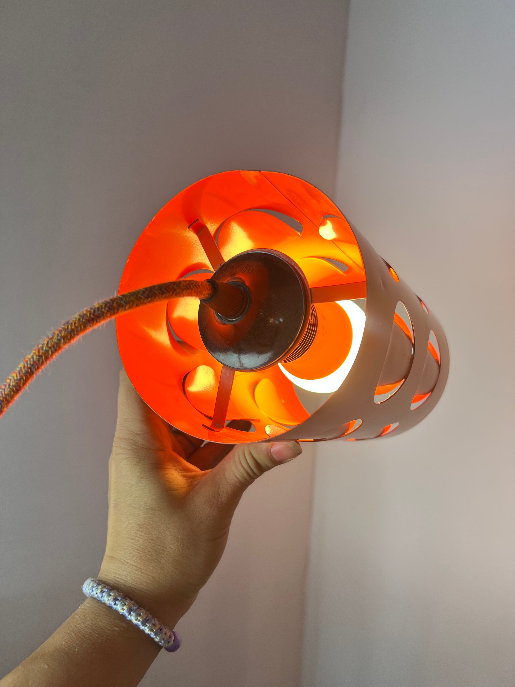 Hängelampe orange Metall von Raak Amsterdam