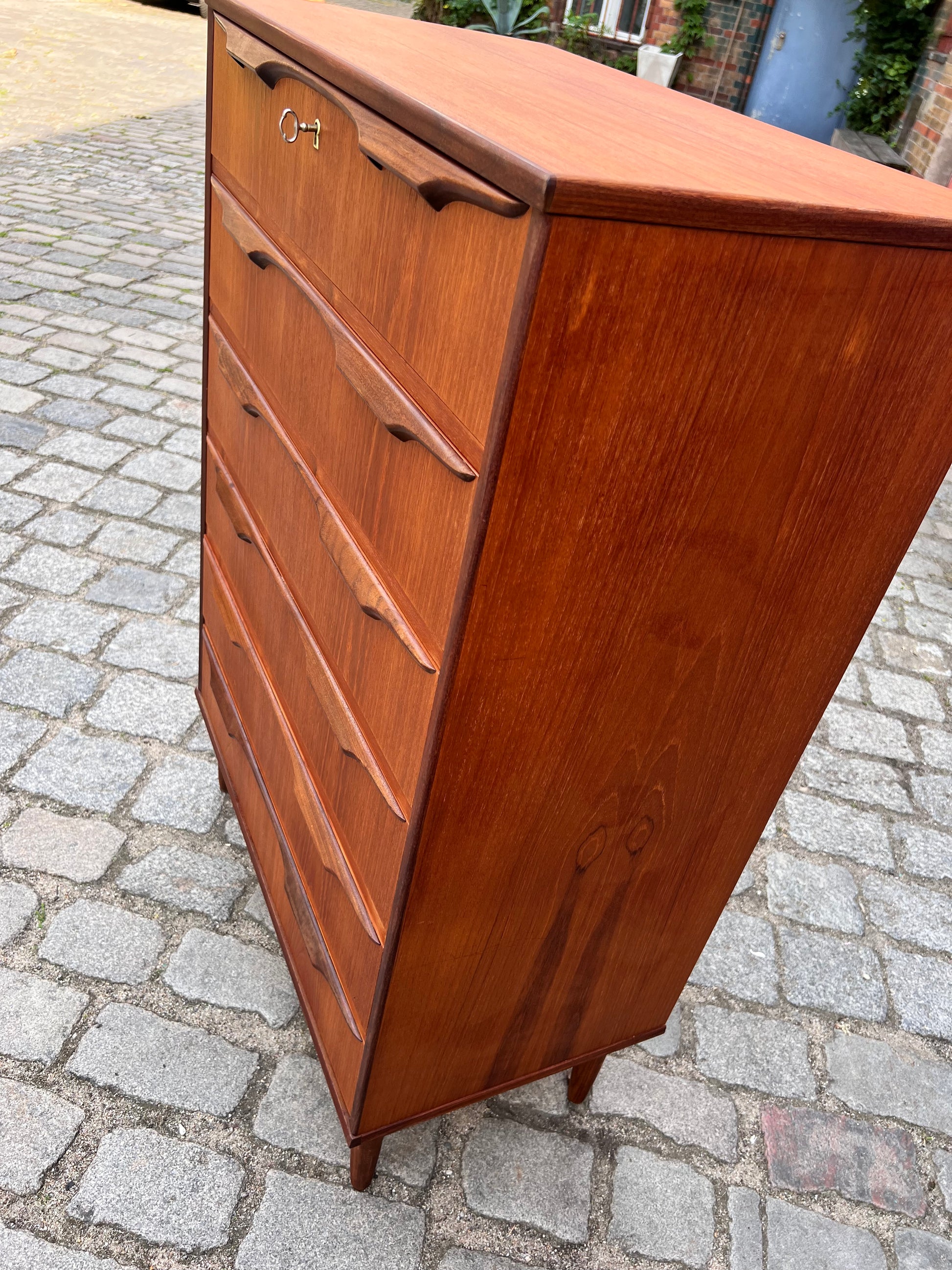 Kommode Tallboy von Klaus Okholm für Trekanten 60er