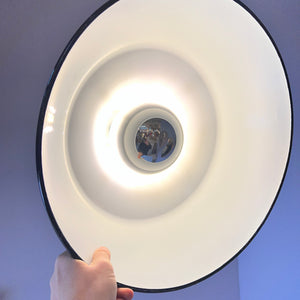 Hängelampe schwarz Emaille aus Dänemark