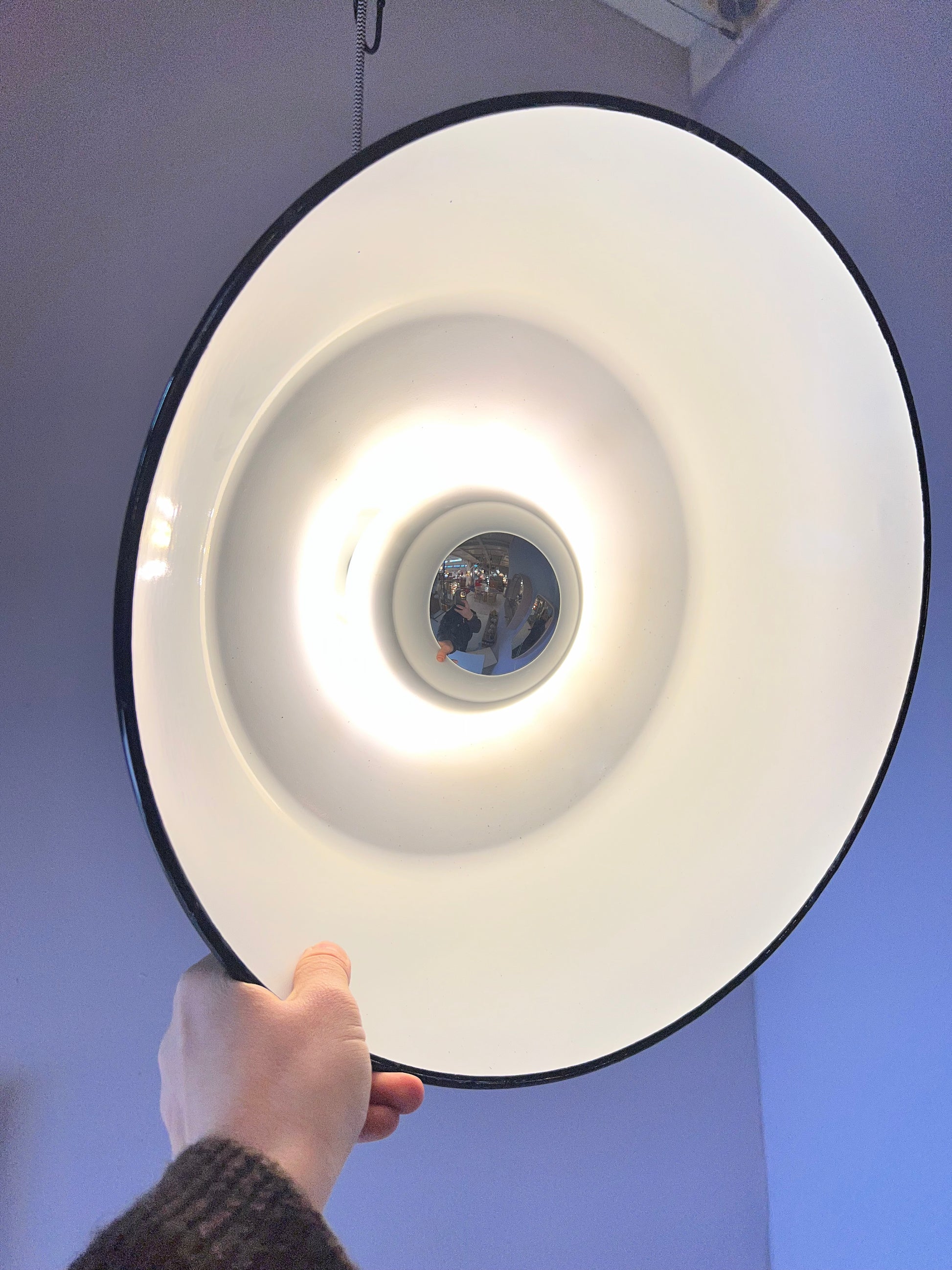 Hängelampe schwarz Emaille aus Dänemark