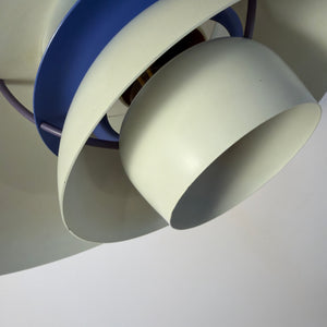 Lamellenlampe PH5 weiß von Poul Henningsen für Louis Poulsen