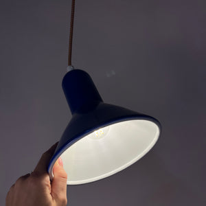 Trichterlampe Typ 4995 königsblau von Lyfa