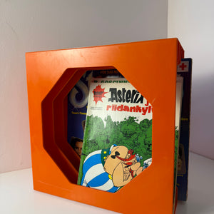 Schallplattenständer orange von Schweizer Design