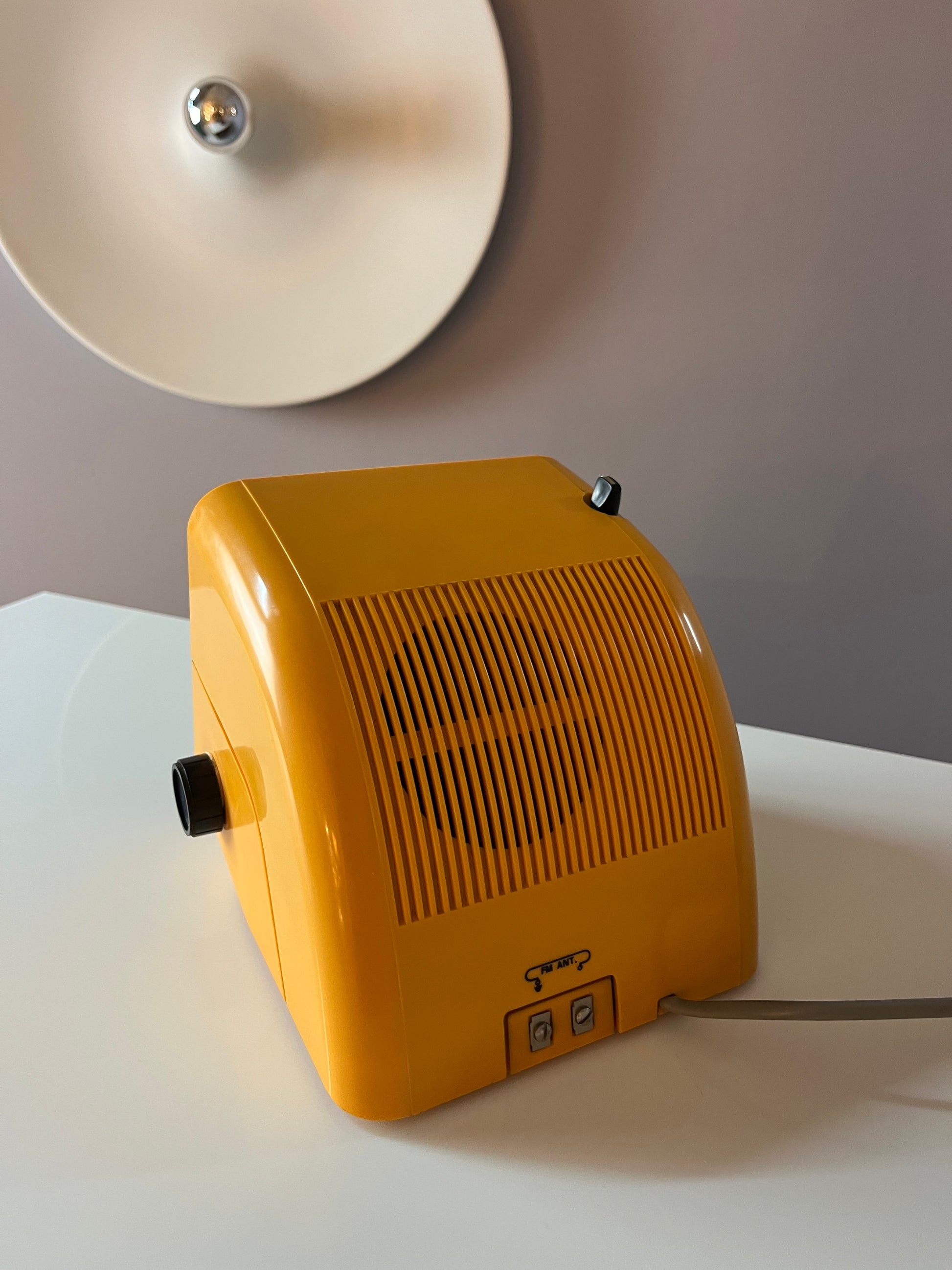 Klappzahl Weckerradio RD 100 gelb von Elac