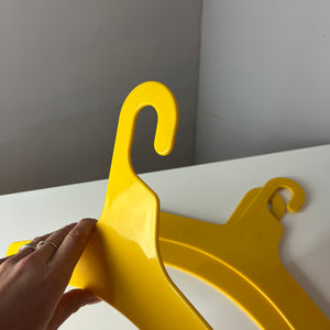 Set: 3x Kleiderbügel gelb