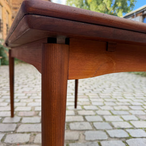 Ausziehbarer Esstisch Teak aus Dänemark