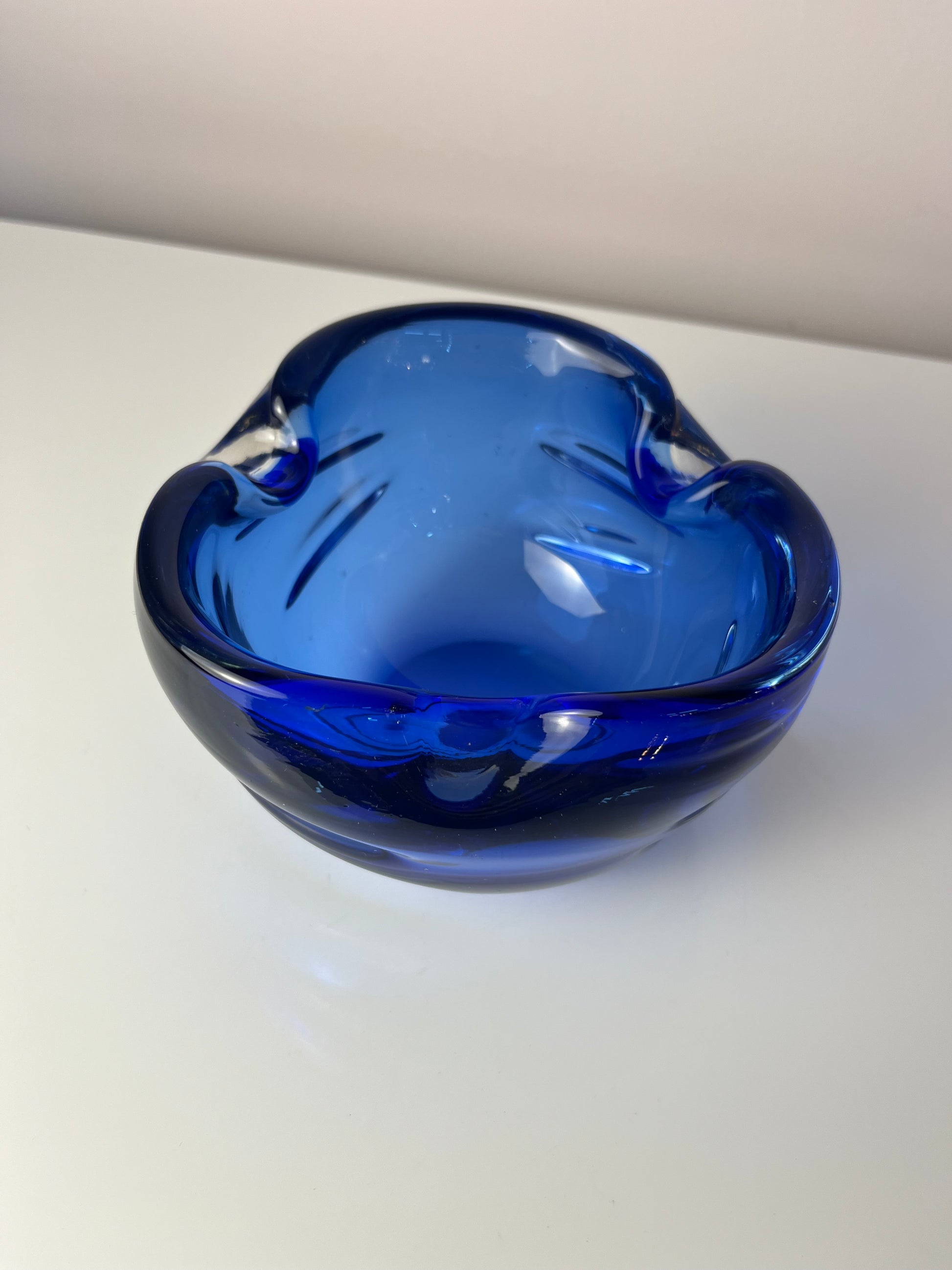 Aschenbecher blau Glas