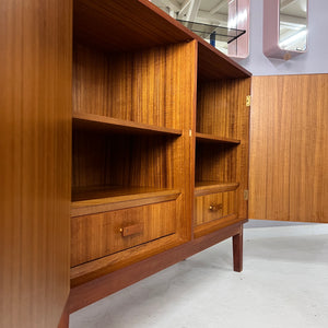 Schrank mit innenliegenden Schubladen Teak aus Dänemark