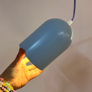 Hängelampe hellblau neu lackiert